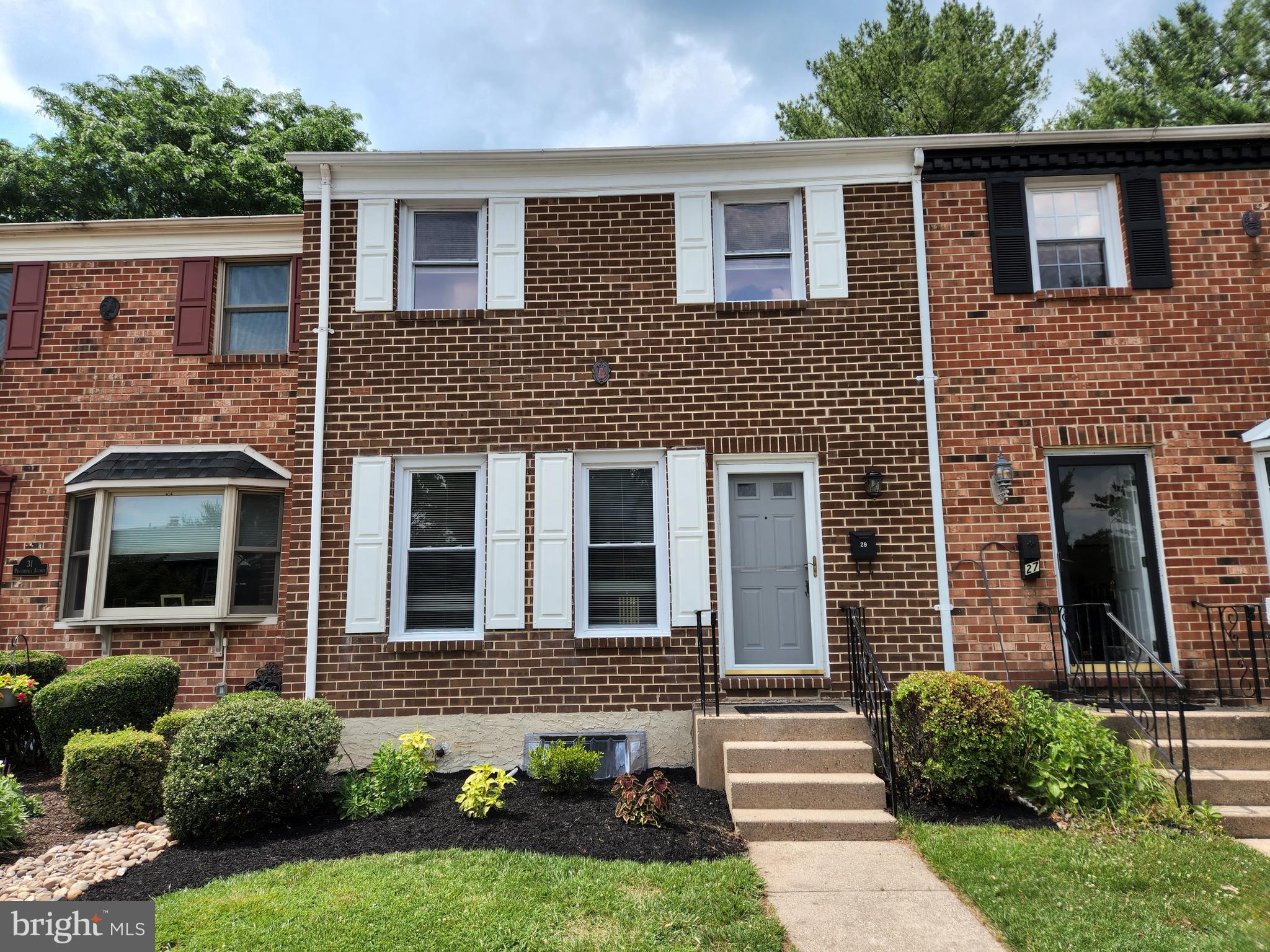 OLDE COLONIAL GREENE - Residential Lease