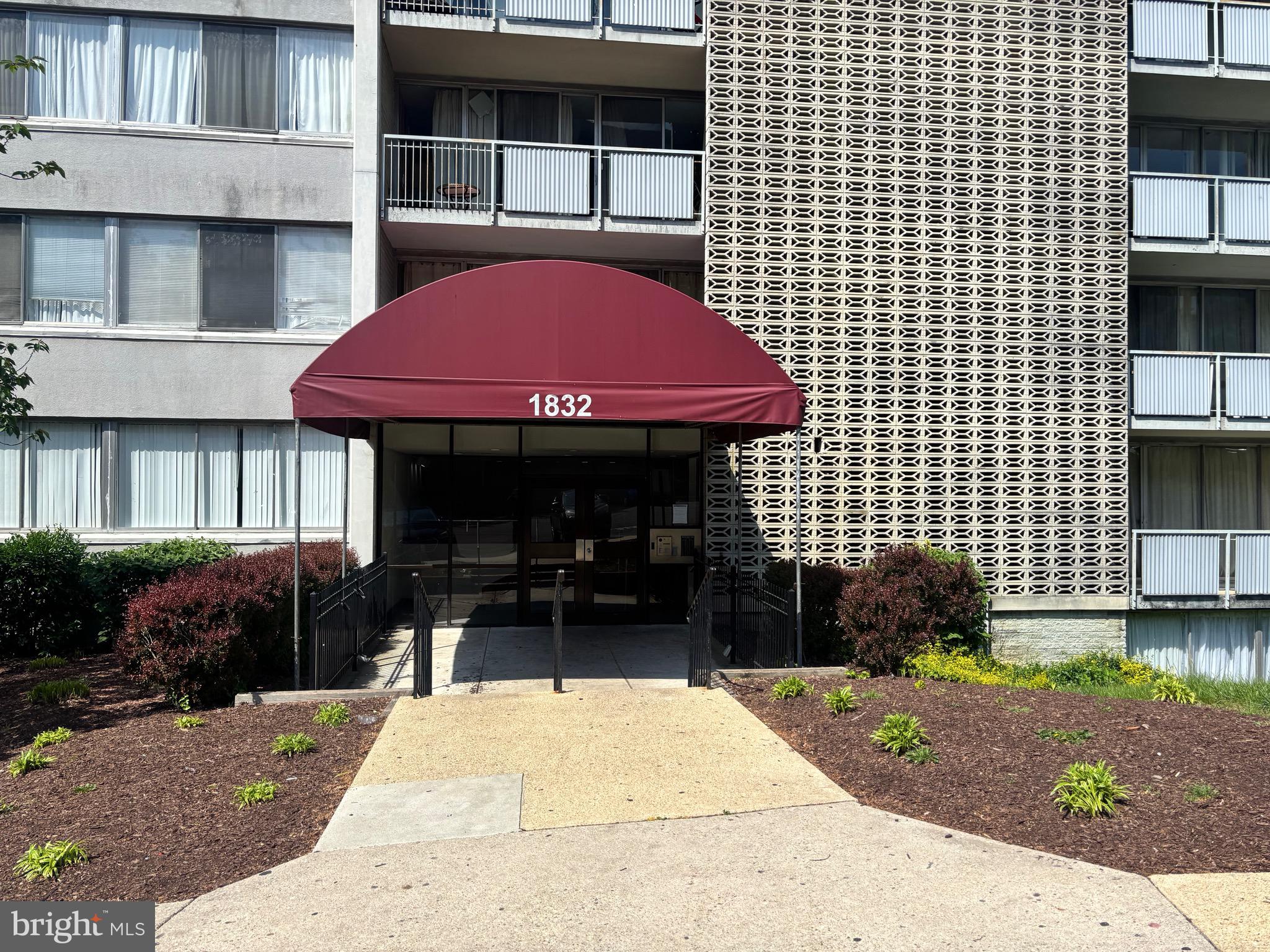 Photo 1 of 15 — 1832 METZEROTT ROAD 403, HYATTSVILLE, MD 20783