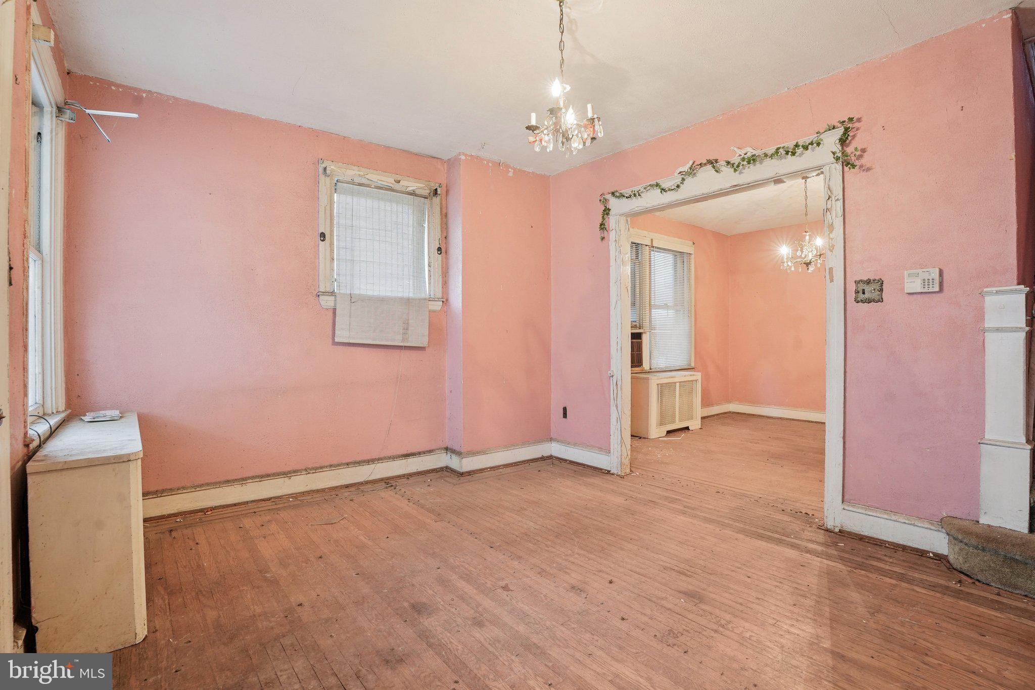 BRIDESBURG - Residential