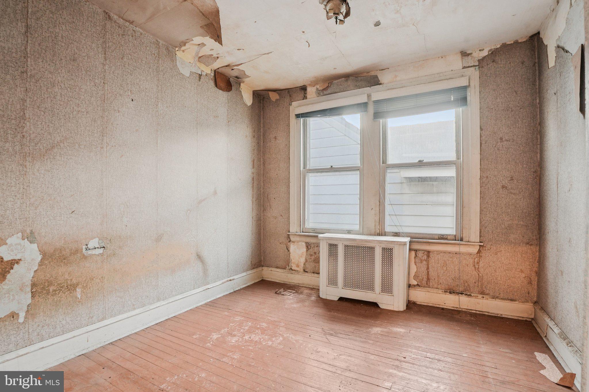 BRIDESBURG - Residential