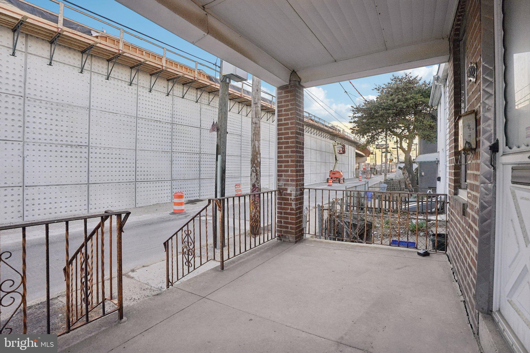 BRIDESBURG - Residential