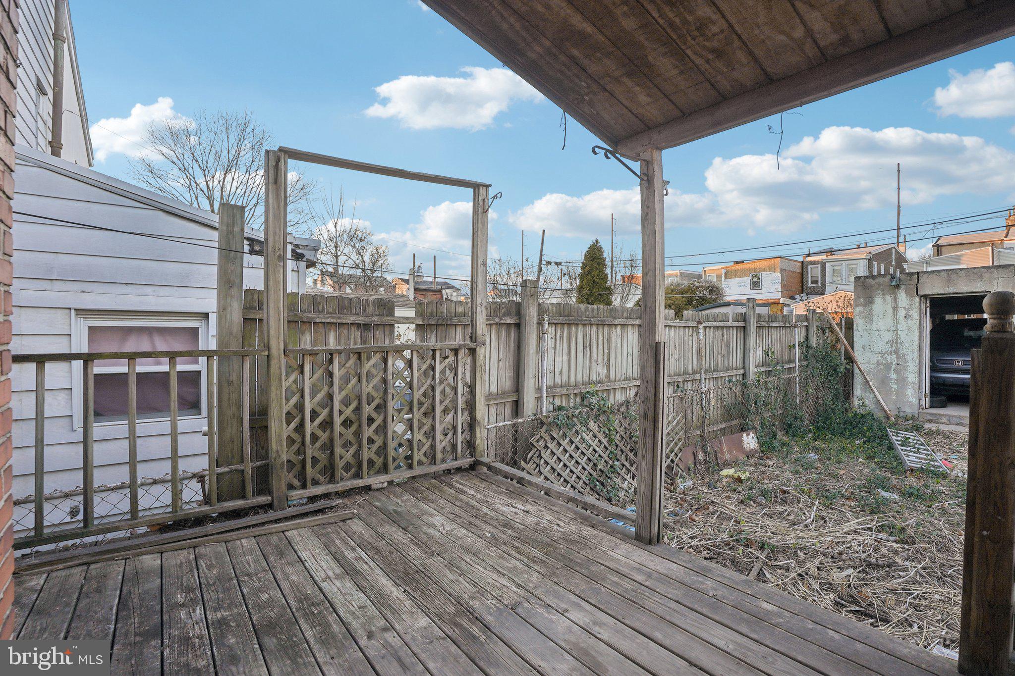 BRIDESBURG - Residential