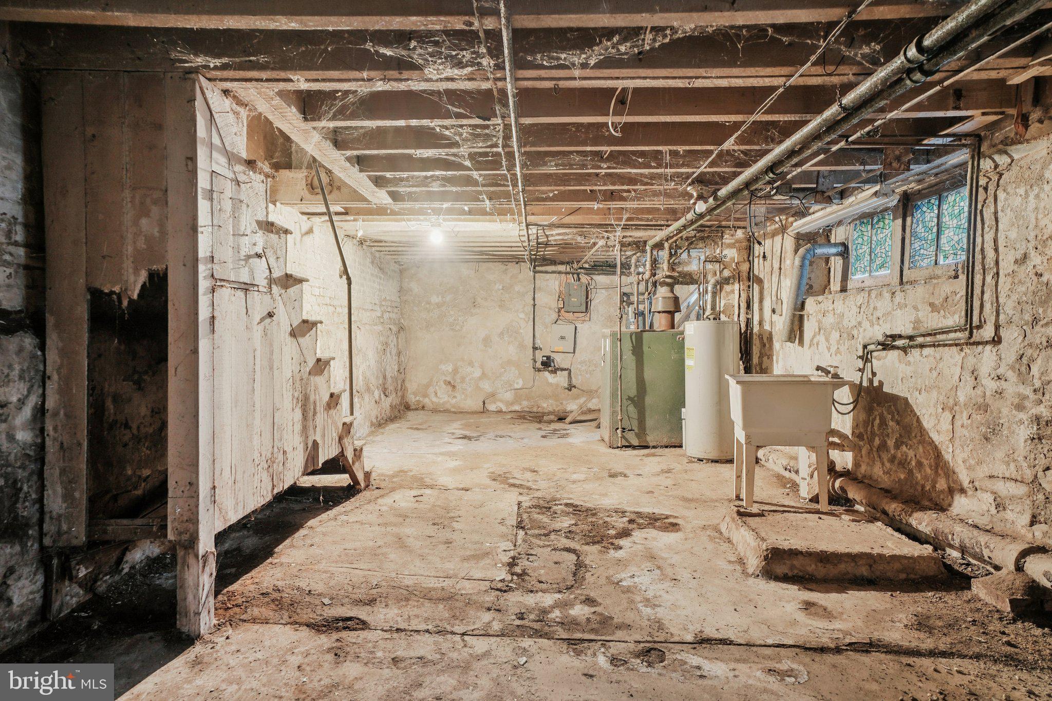 BRIDESBURG - Residential