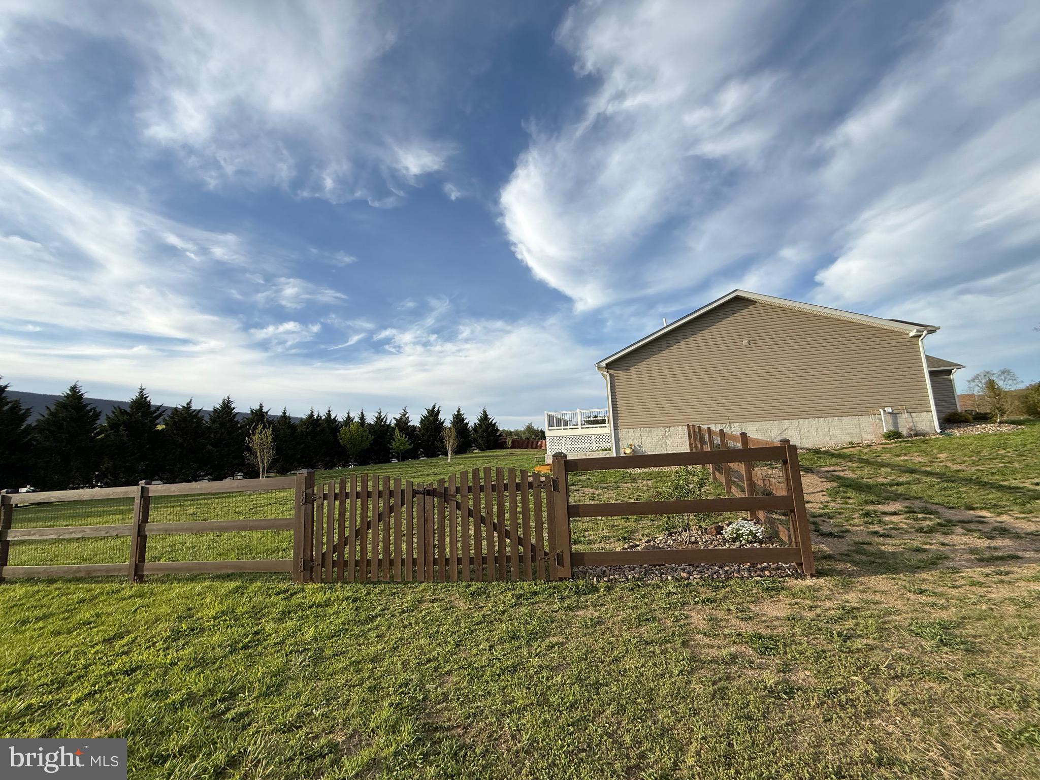 CACAPON SOUTH - Residential