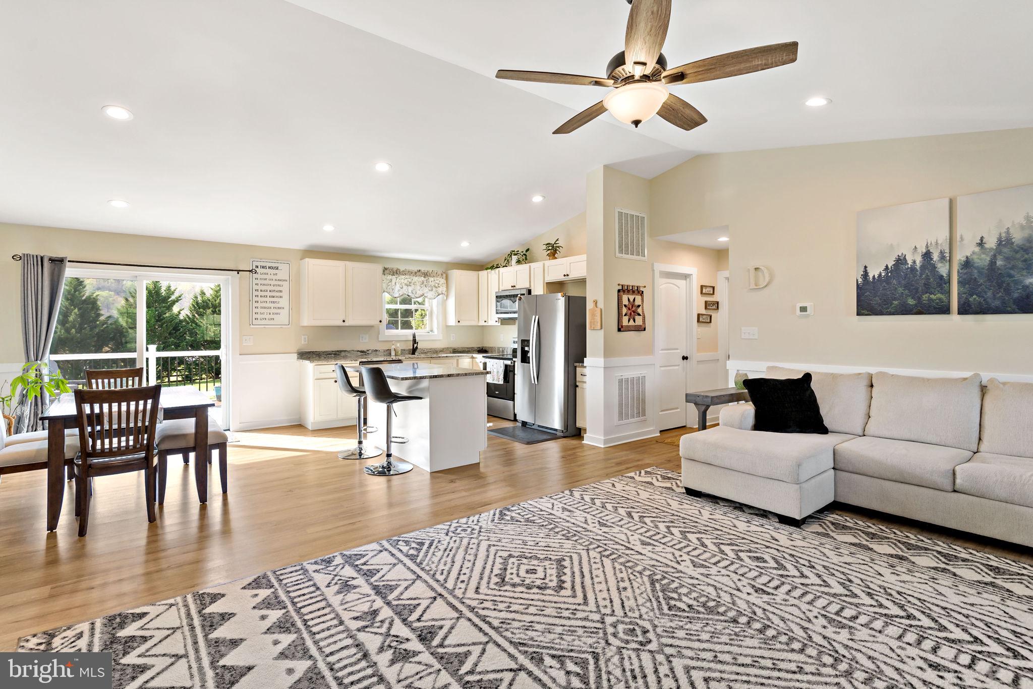 CACAPON SOUTH - Residential