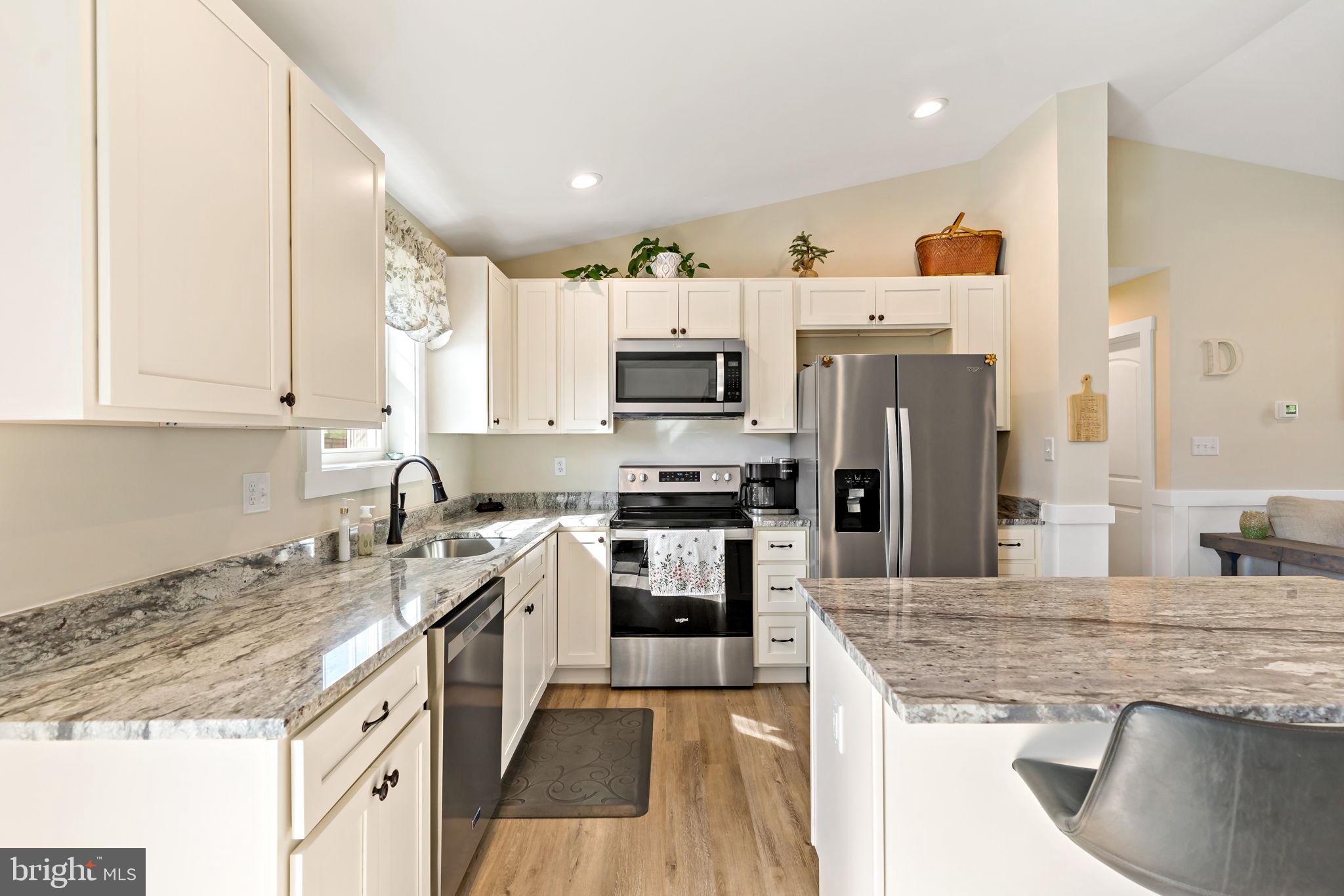 CACAPON SOUTH - Residential