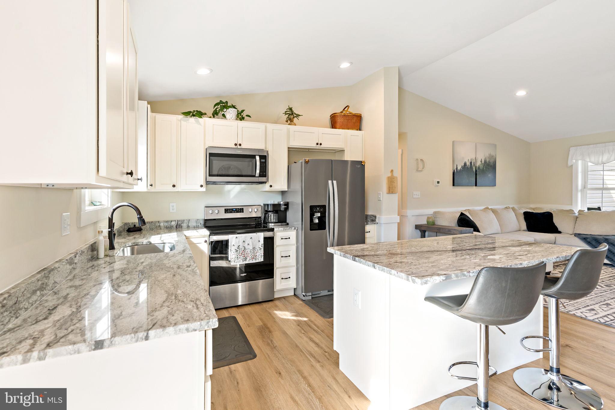 CACAPON SOUTH - Residential