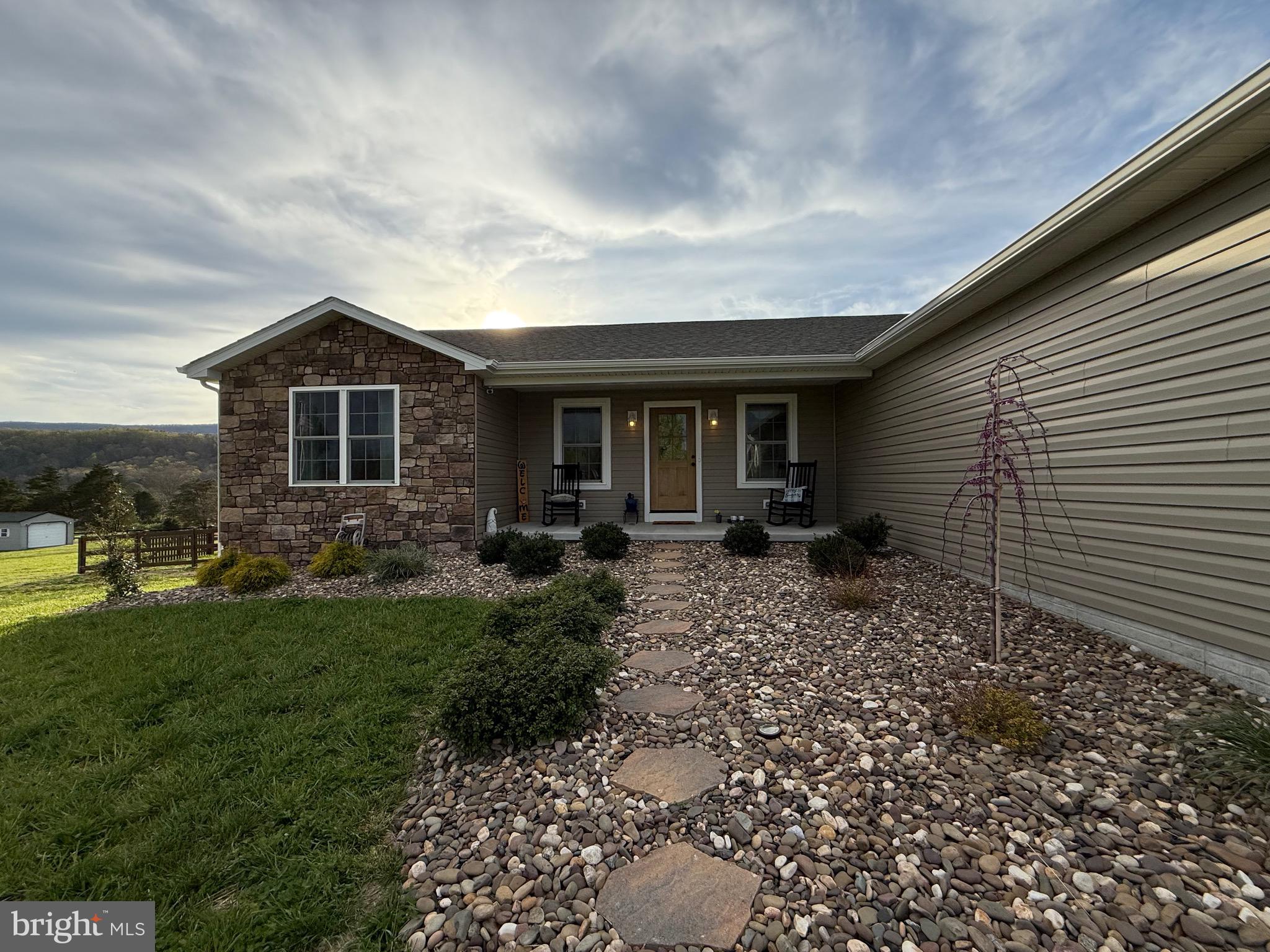 CACAPON SOUTH - Residential