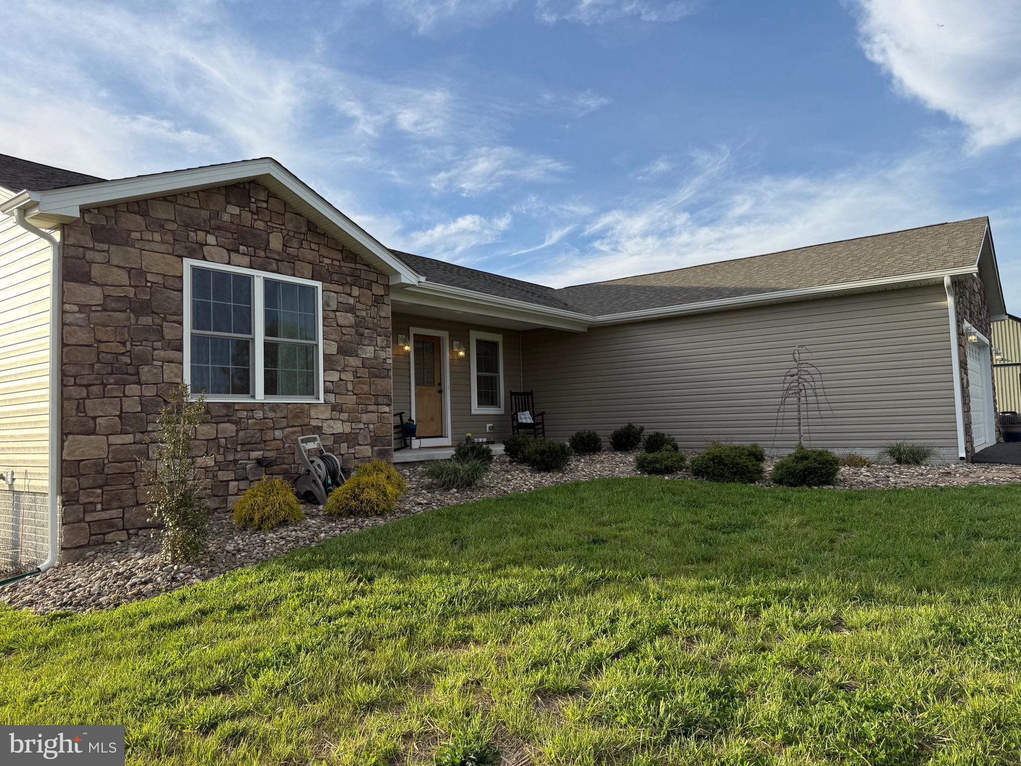 CACAPON SOUTH - Residential