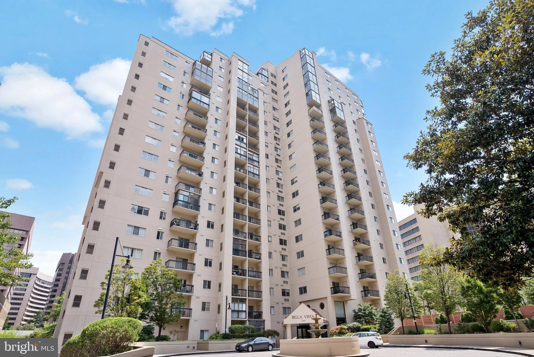1211 S Eads Street Unit 1903, Arlington, VA 22202