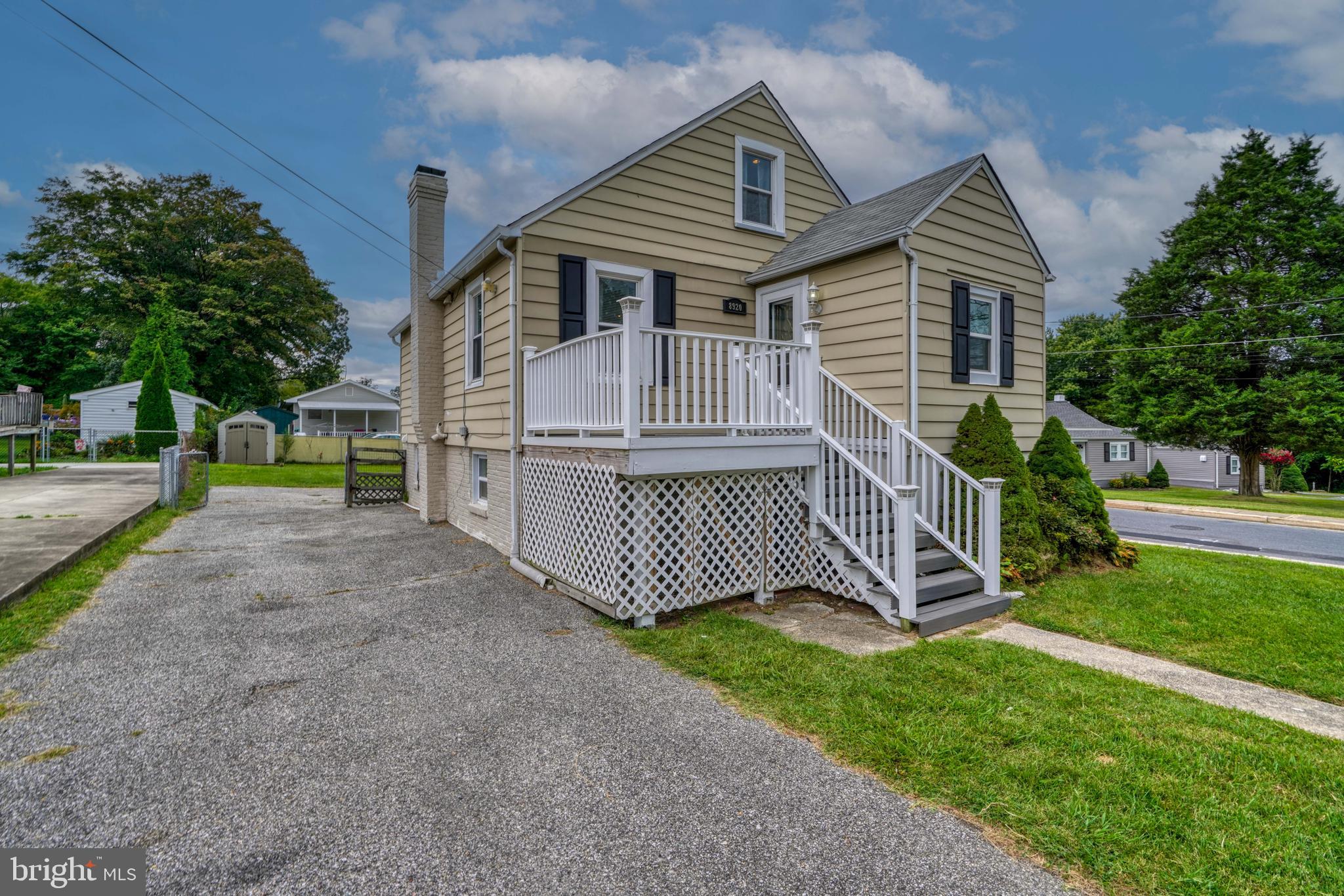 PARKVILLE CAPE COD COMPLETELY RENOVATED IN 2018! BEAUTIFUL KITCHEN WITH GRANITE COUNTER TOPS & STAINLESS STEEL APPLIANCES. LOVELY REAR DECK WITH PERGOLA. 2 MAIN LEVEL BEDROOMS & FULL BATHROOM. UPPER LEVEL WITH BUILT-IN SHELVING 3RD BEDROOM & 2ND BEDROOM. SPACIOUS LOWER LEVEL CLUB ROOM WITH 3RD FULL BATHROOM, LAUNDRY SPACE & LARGE STORAGE/UTILITY ROOM. LEVEL FENCED REAR YARD AND SHED. WATER HEATER NEW IN 2020. WATERPROOFED SIDE BASEMENT WALL. NOTHING LEFT TO DO BUT MOVE IN AND ENJOY!