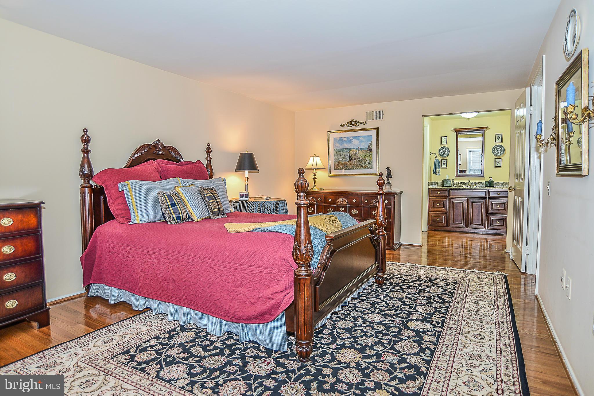 BURKE CENTRE - Residential