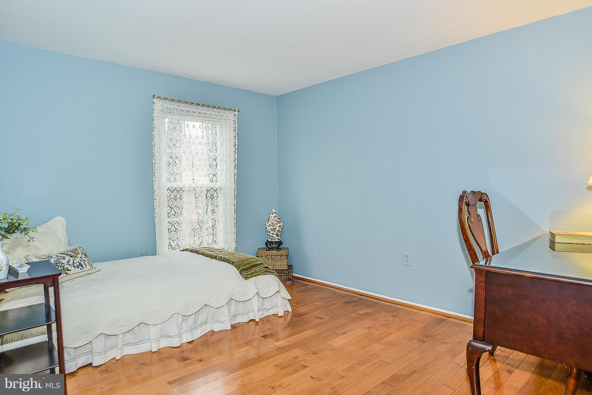 BURKE CENTRE - Residential