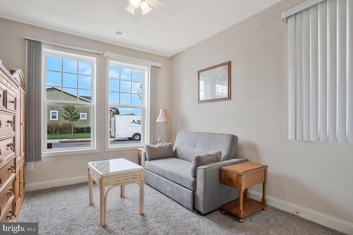 TWO RIVERS - Residential