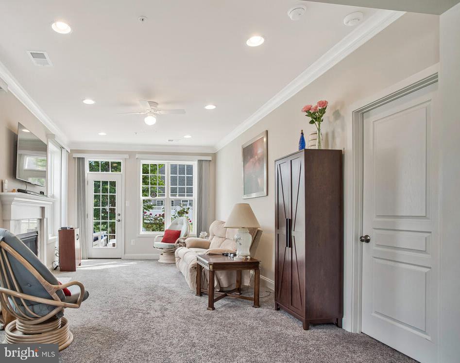 TWO RIVERS - Residential