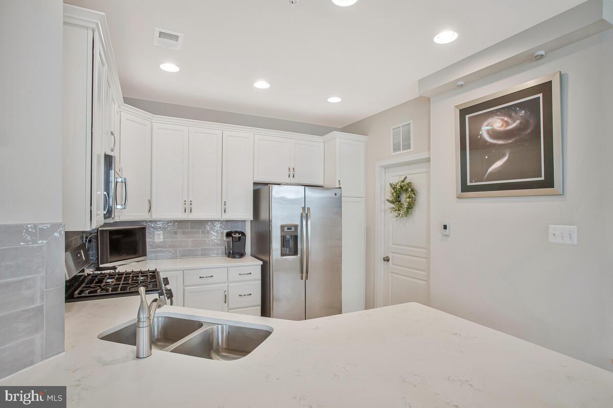 TWO RIVERS - Residential