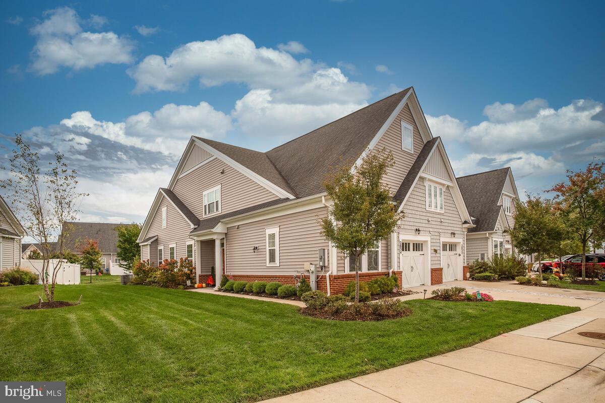 TWO RIVERS - Residential