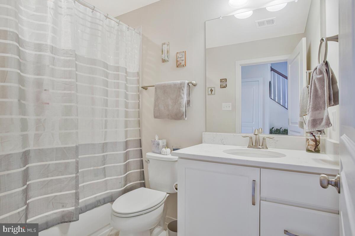 TWO RIVERS - Residential