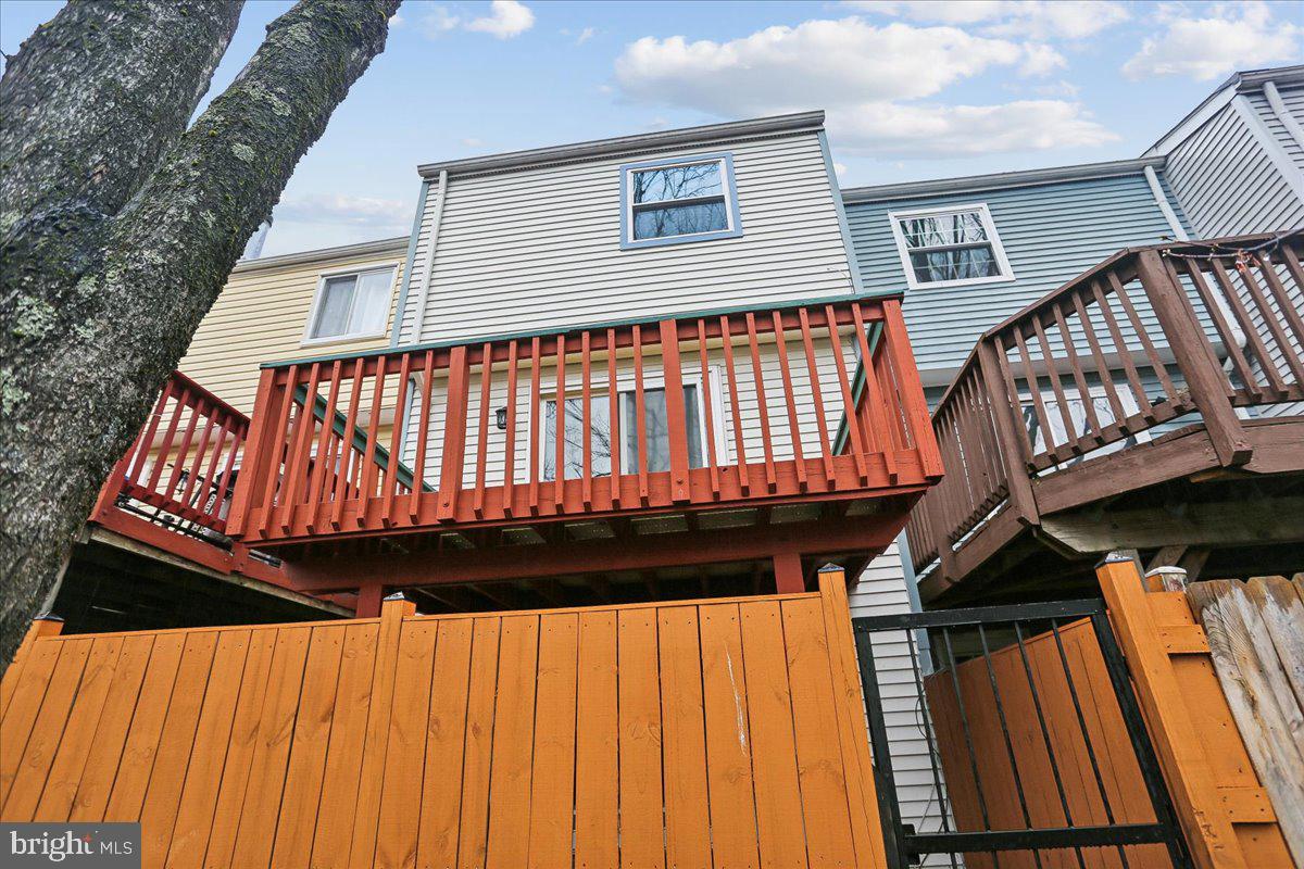 FAIRLAND - Residential