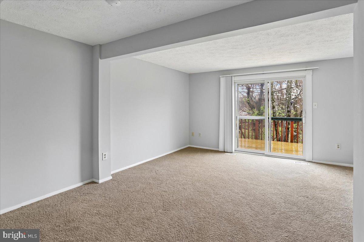 FAIRLAND - Residential