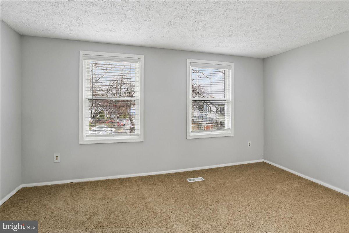 FAIRLAND - Residential