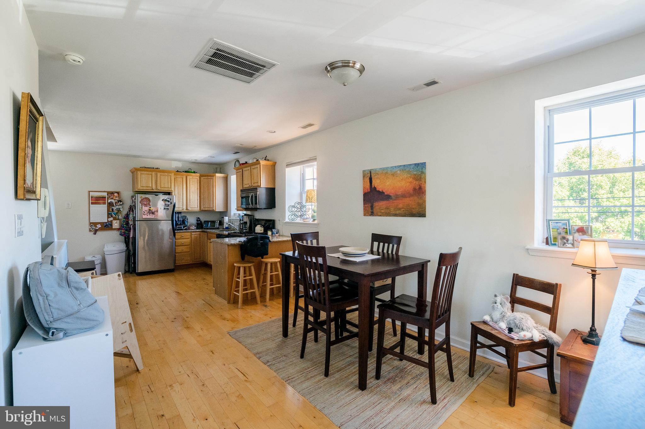 *Available now*
This bi-level 2 bedroom, 1.5 bathroom apartment is full of charm and leaves nothing to be desired! Just minutes from Graduate Hospital and in close proximity to many new up and coming restaurants in Point Breeze, you will love your new home! Enter the unit through the gated front patio and step up into the open floor plan of the kitchen and living room. Being part of a corner-facing unit, the space is lined with windows throughout, providing beautiful natural sunlight. The kitchen is perfect for dining and entertaining, fit with stainless steel appliances, natural wood cabinetry, and granite countertops with bar seating. This level also features a powder room and common coat closet for storage. Upstairs are two very spacious bedrooms, as well as a centrally located laundry closet and full bath with a shower/tub. The true stunner of this property is the breathtaking roof deck that has not one, but two distinct sitting areas! You won’t want to miss these incredible views of the entire Center City skyline that are truly unparalleled – book a tour today!
*Pets negotiable.