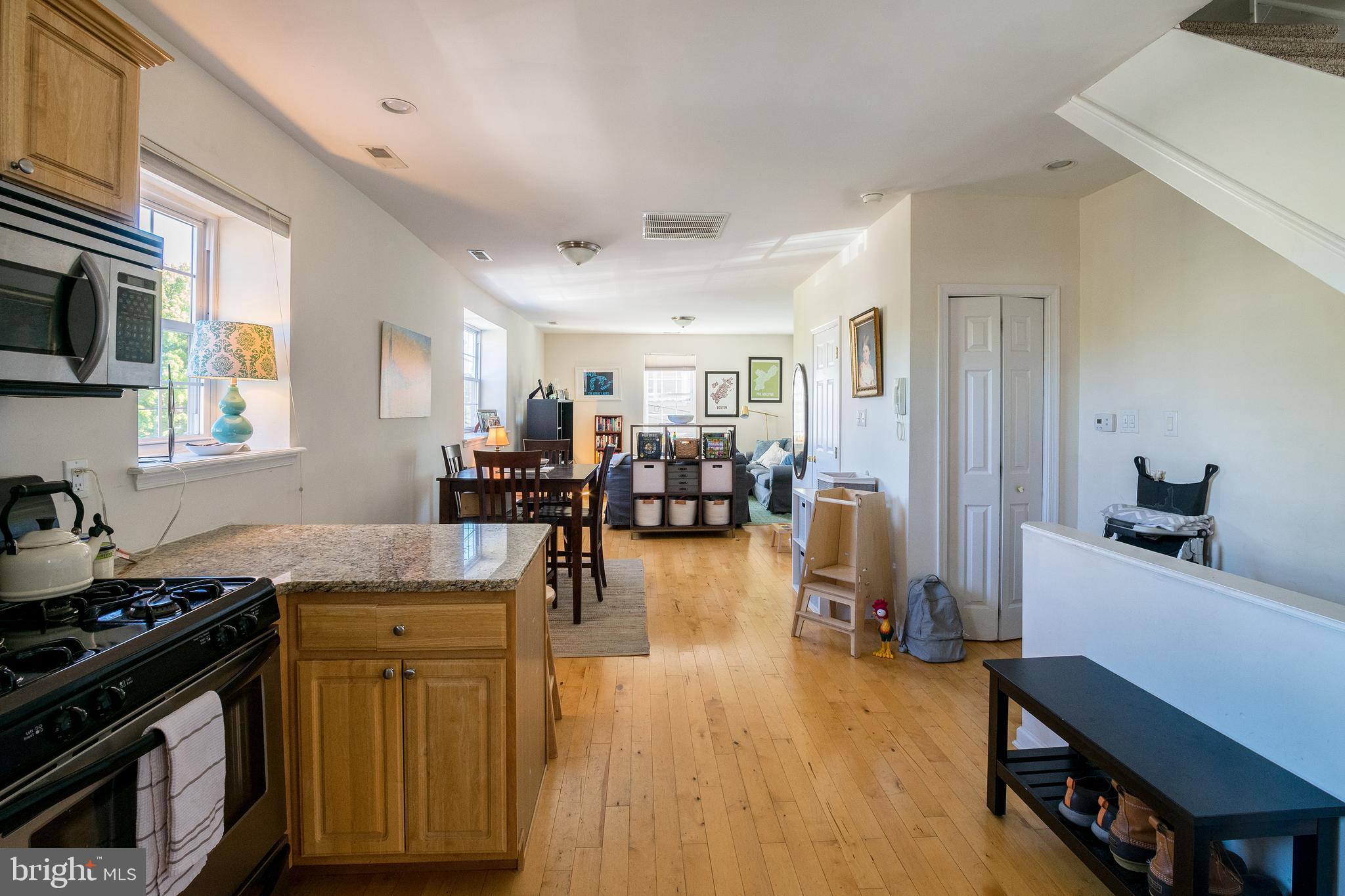 POINT BREEZE - Residential Lease