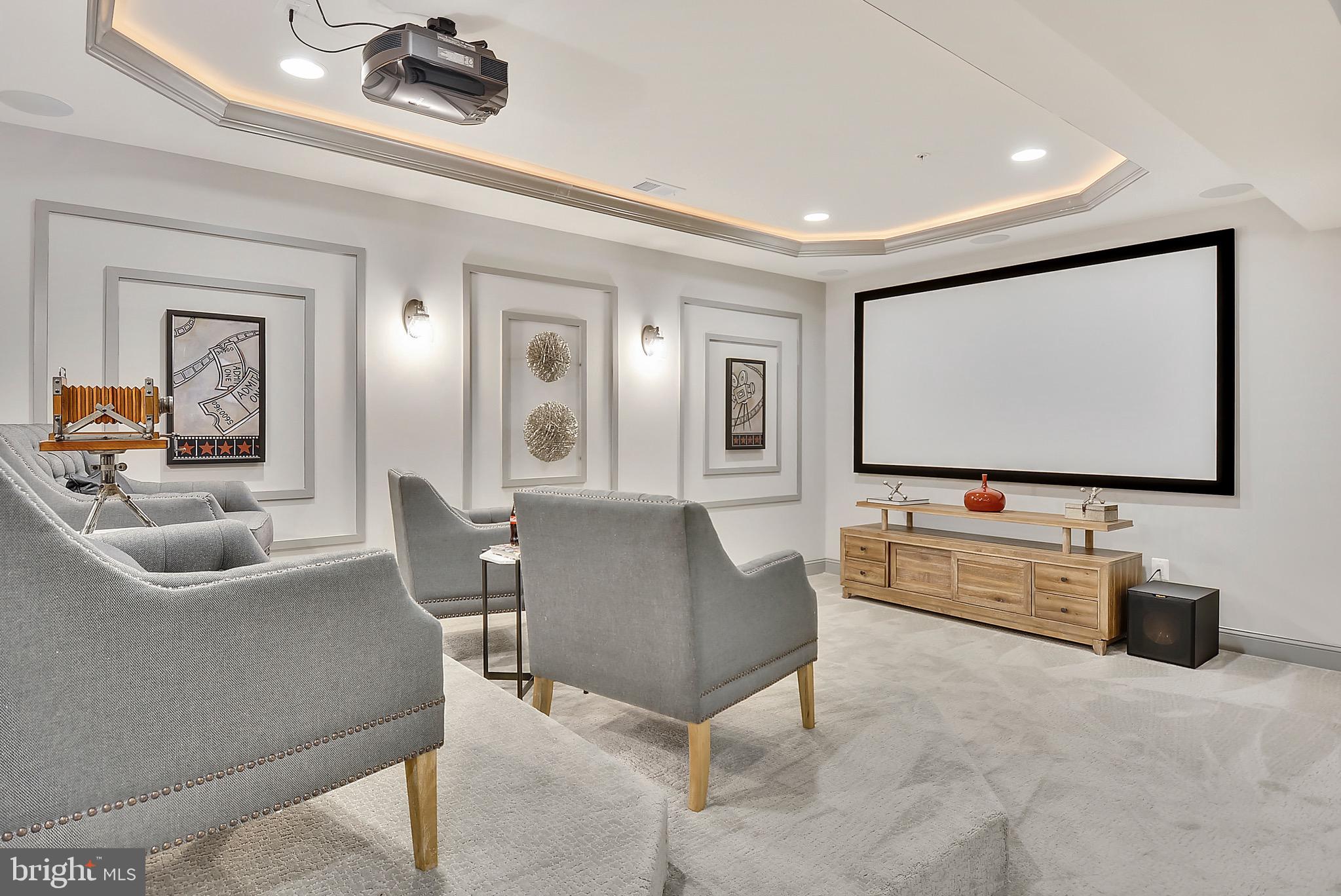 WILLOW POND - Residential