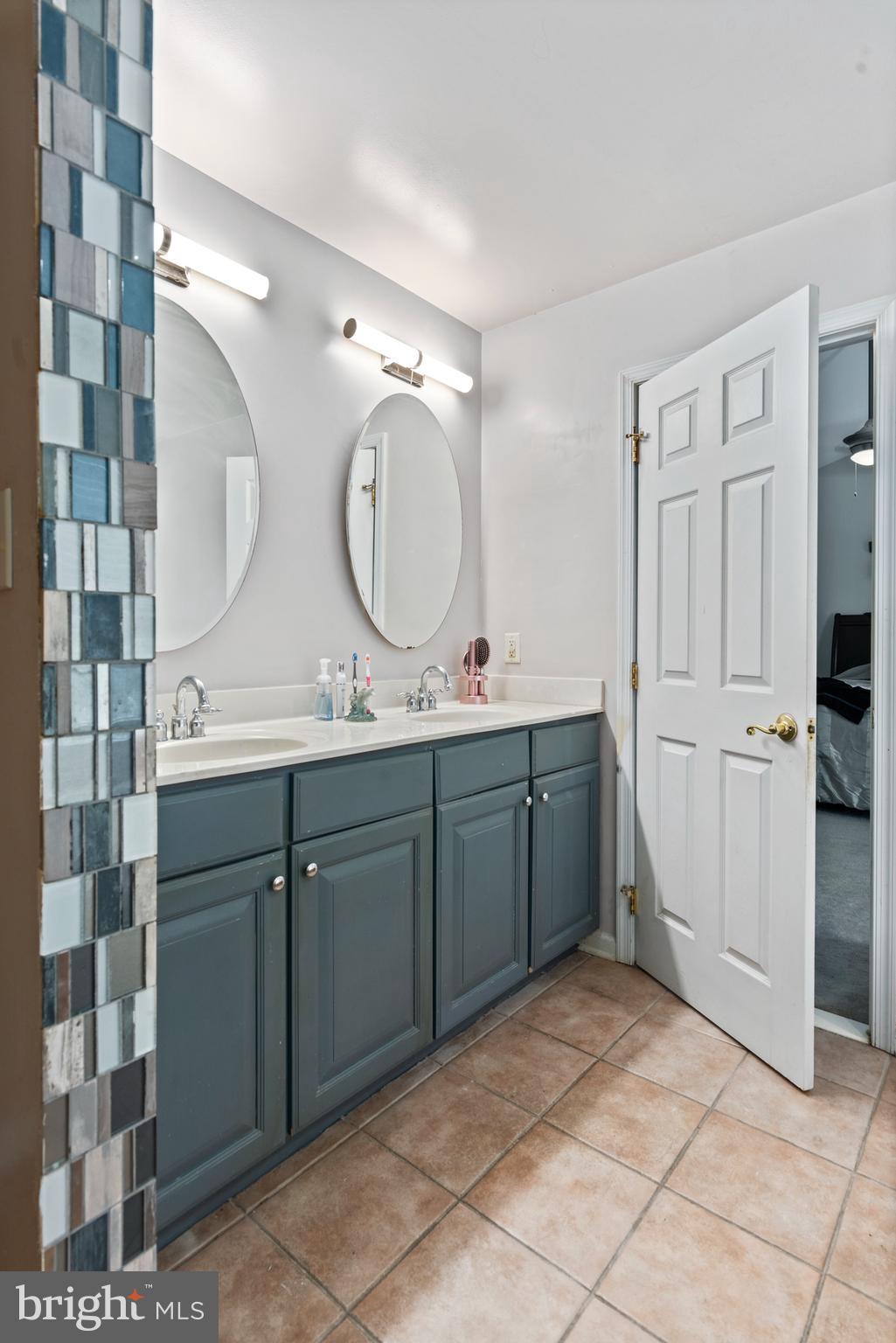 PATRIOTS GLEN - Residential