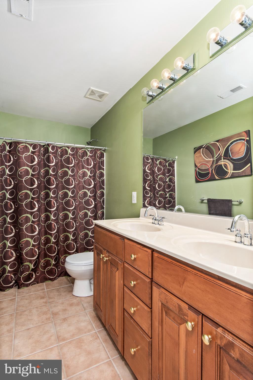 PATRIOTS GLEN - Residential