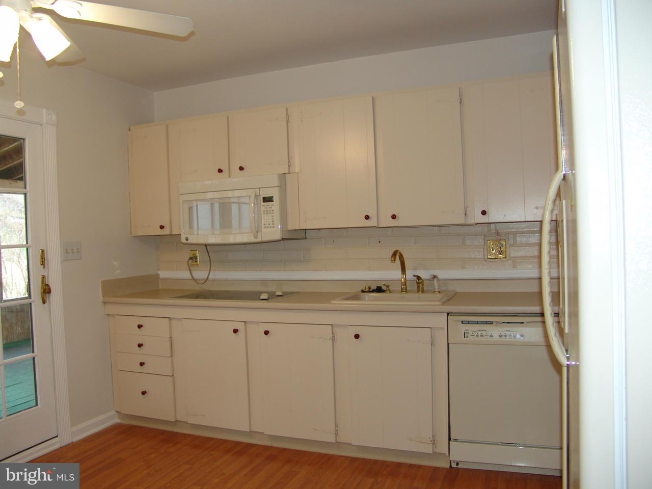 HARFORD ESTATES - Residential Lease