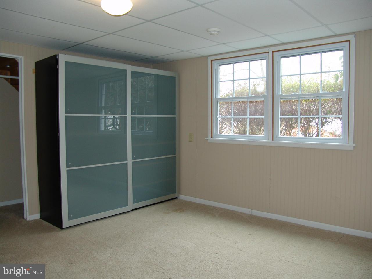 HARFORD ESTATES - Residential Lease