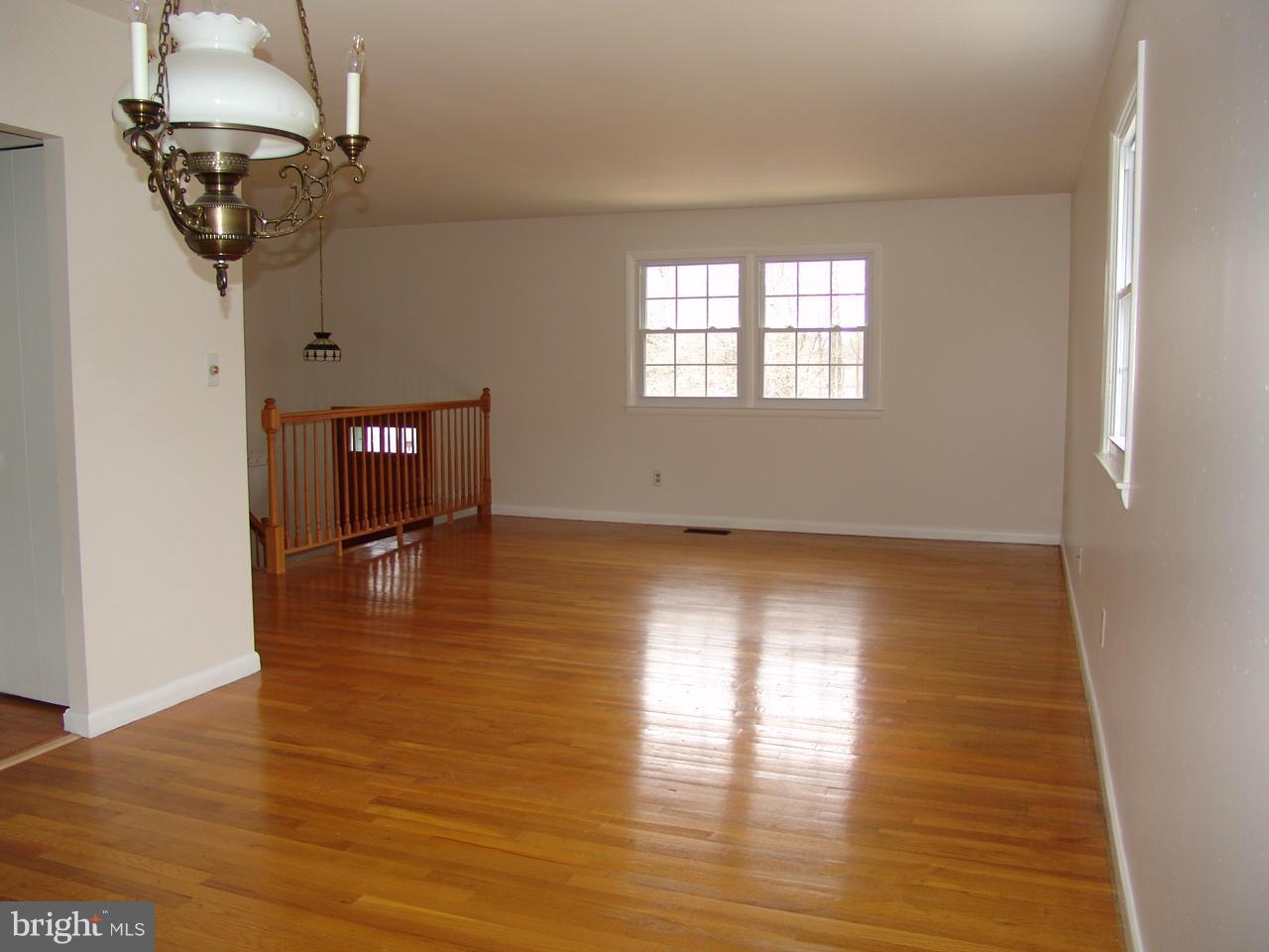 HARFORD ESTATES - Residential Lease