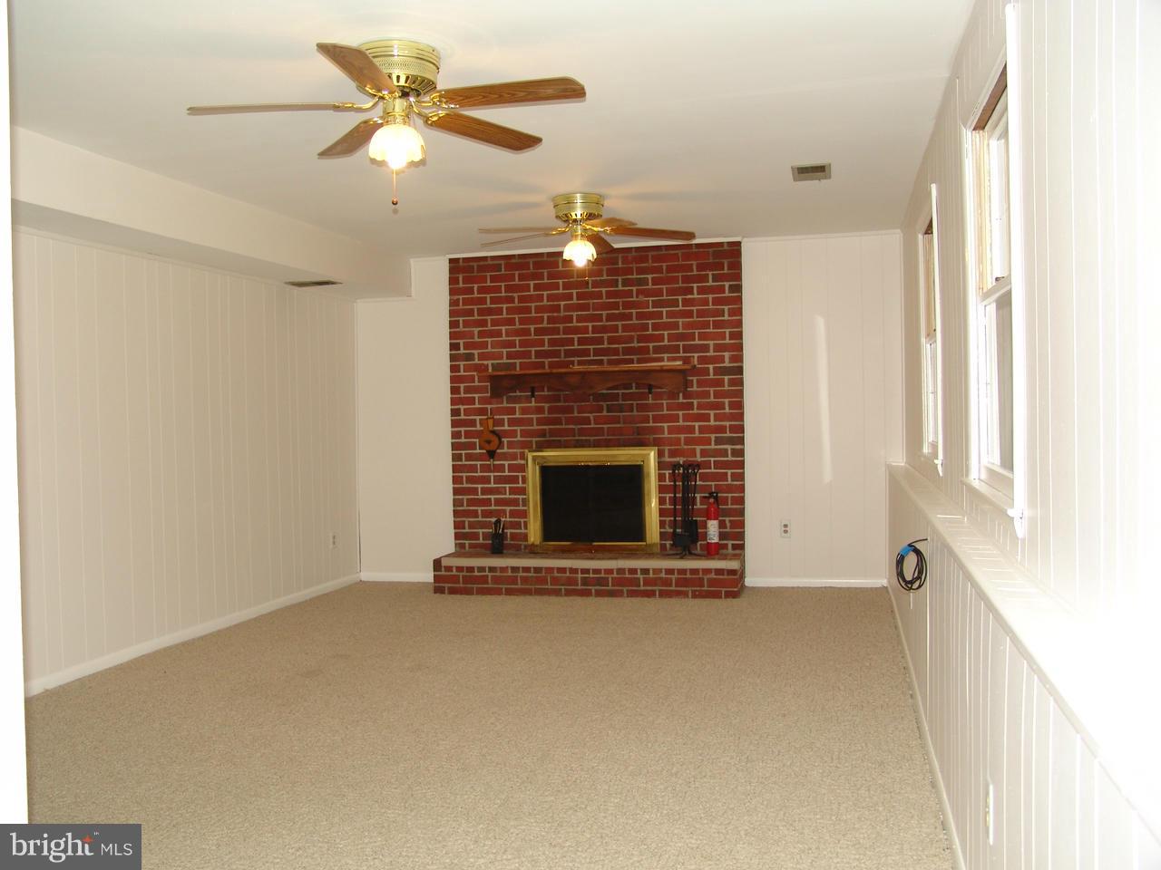 HARFORD ESTATES - Residential Lease