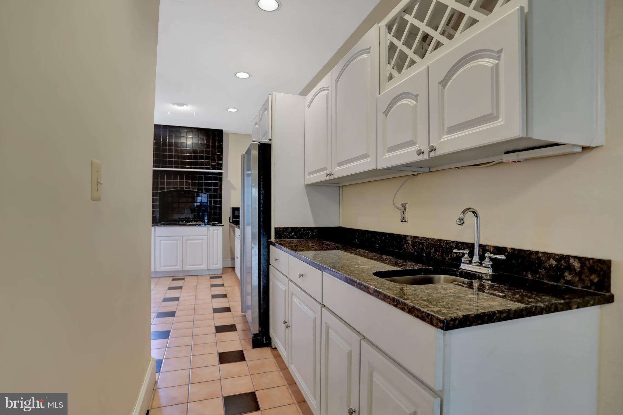 MOUNT VERNON PLACE HISTORIC DISTRICT - Residential