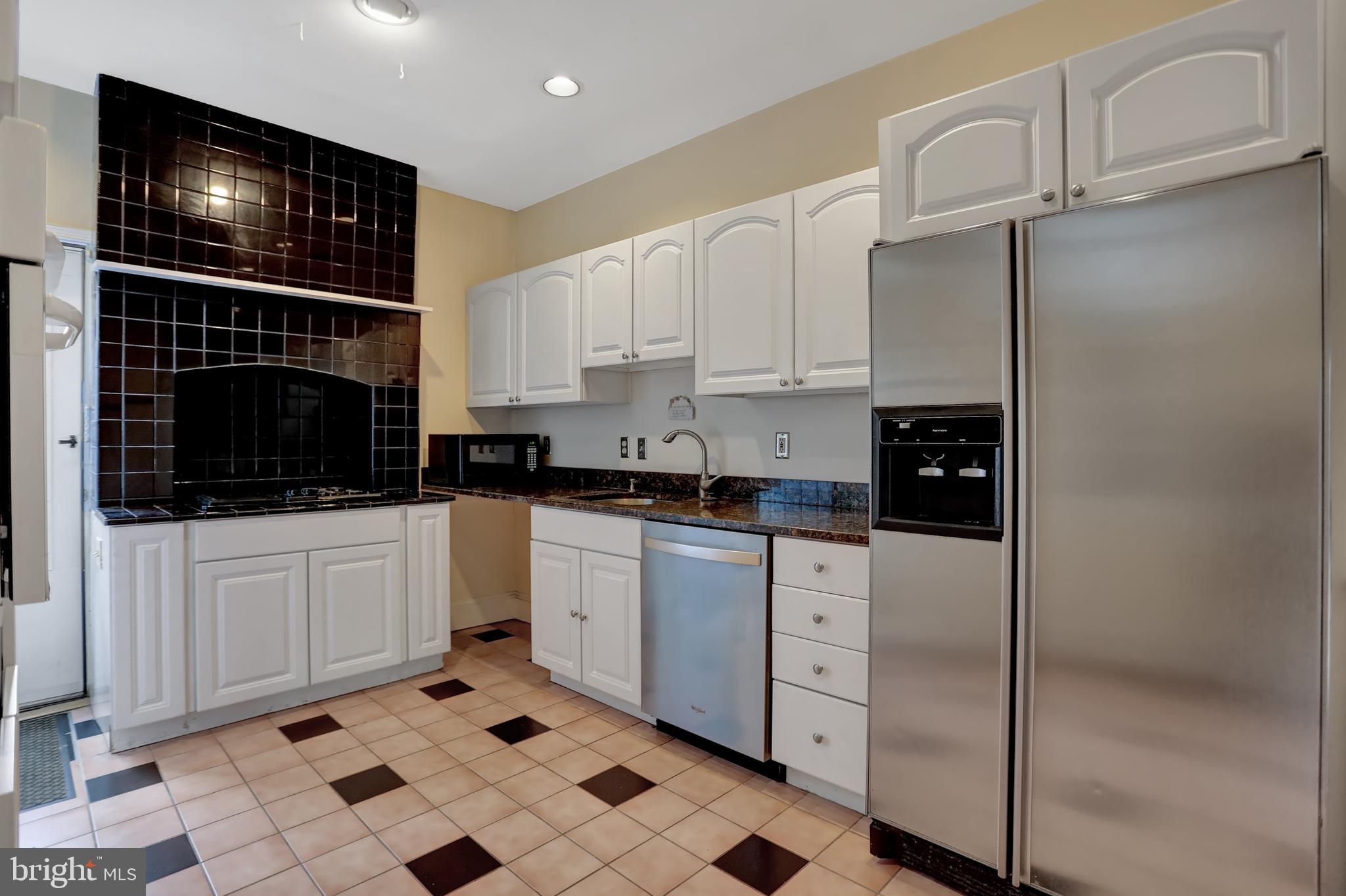 MOUNT VERNON PLACE HISTORIC DISTRICT - Residential