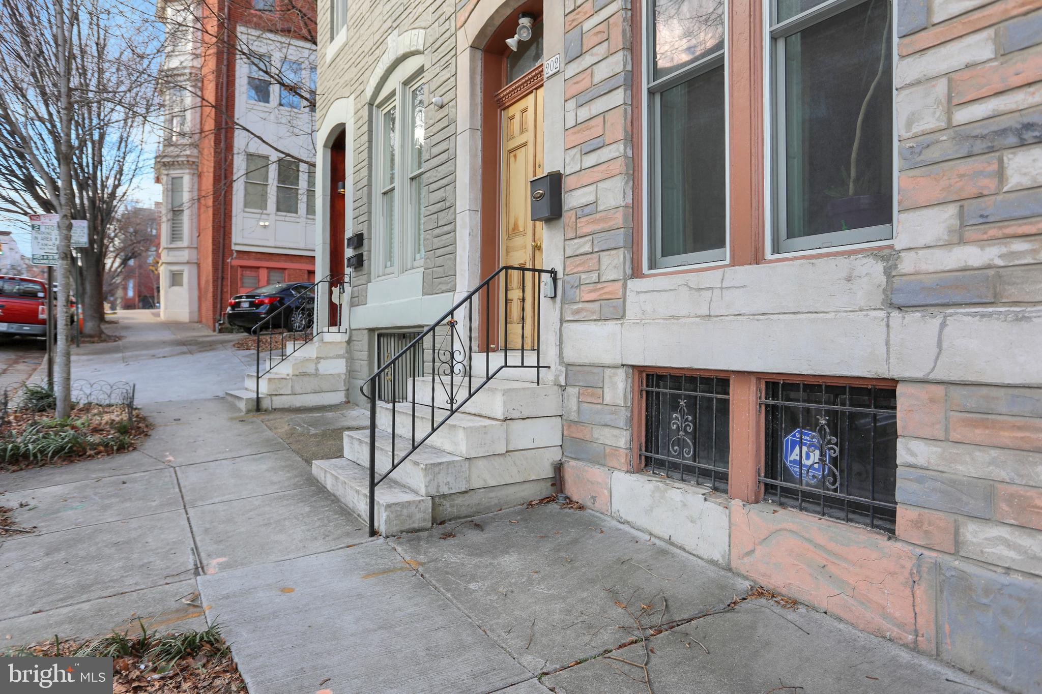 MOUNT VERNON PLACE HISTORIC DISTRICT - Residential