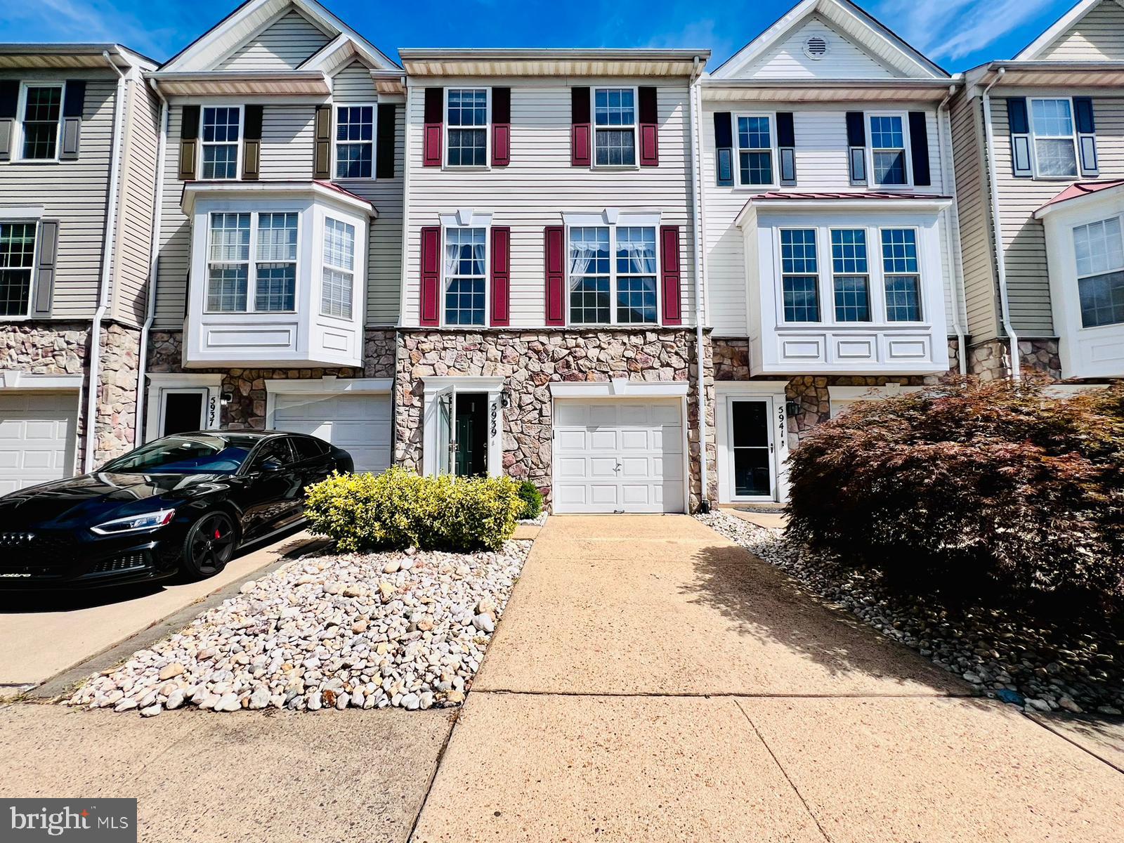 KINGSTOWNE - Residential Lease