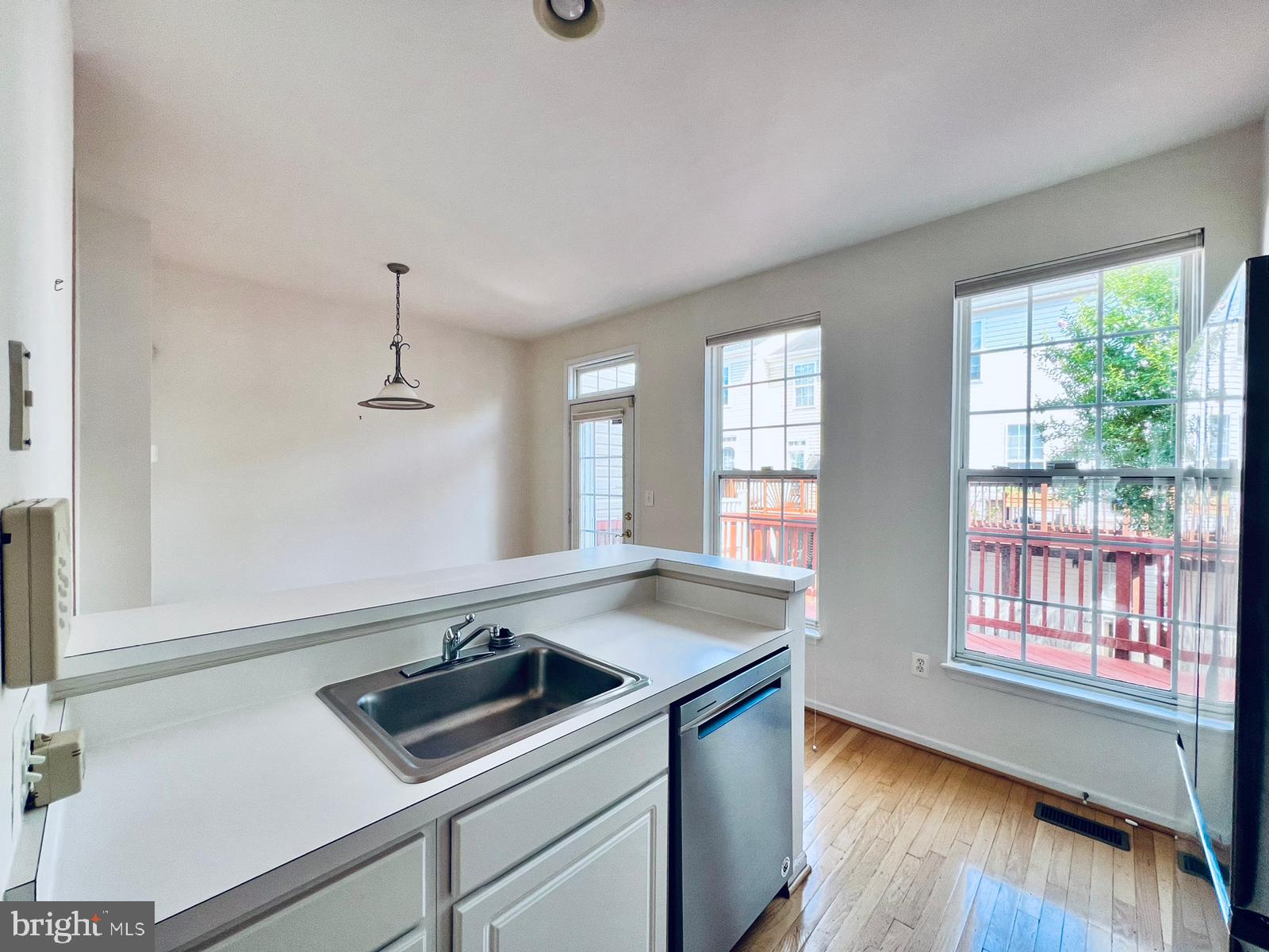 KINGSTOWNE - Residential Lease