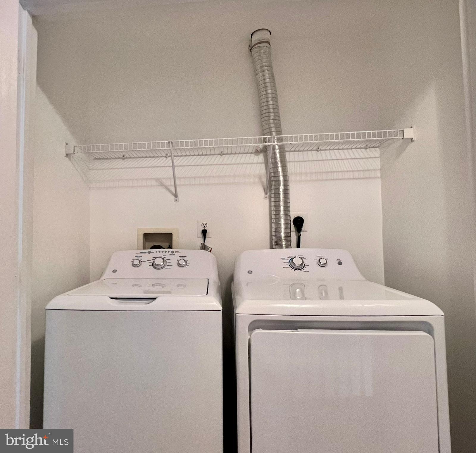 KINGSTOWNE - Residential Lease