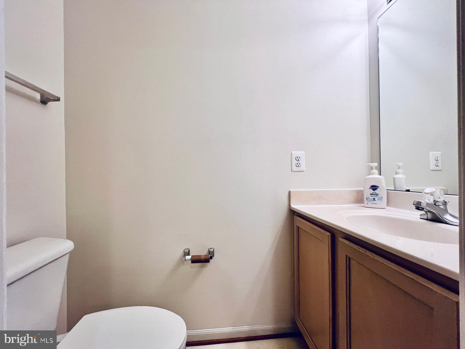 KINGSTOWNE - Residential Lease