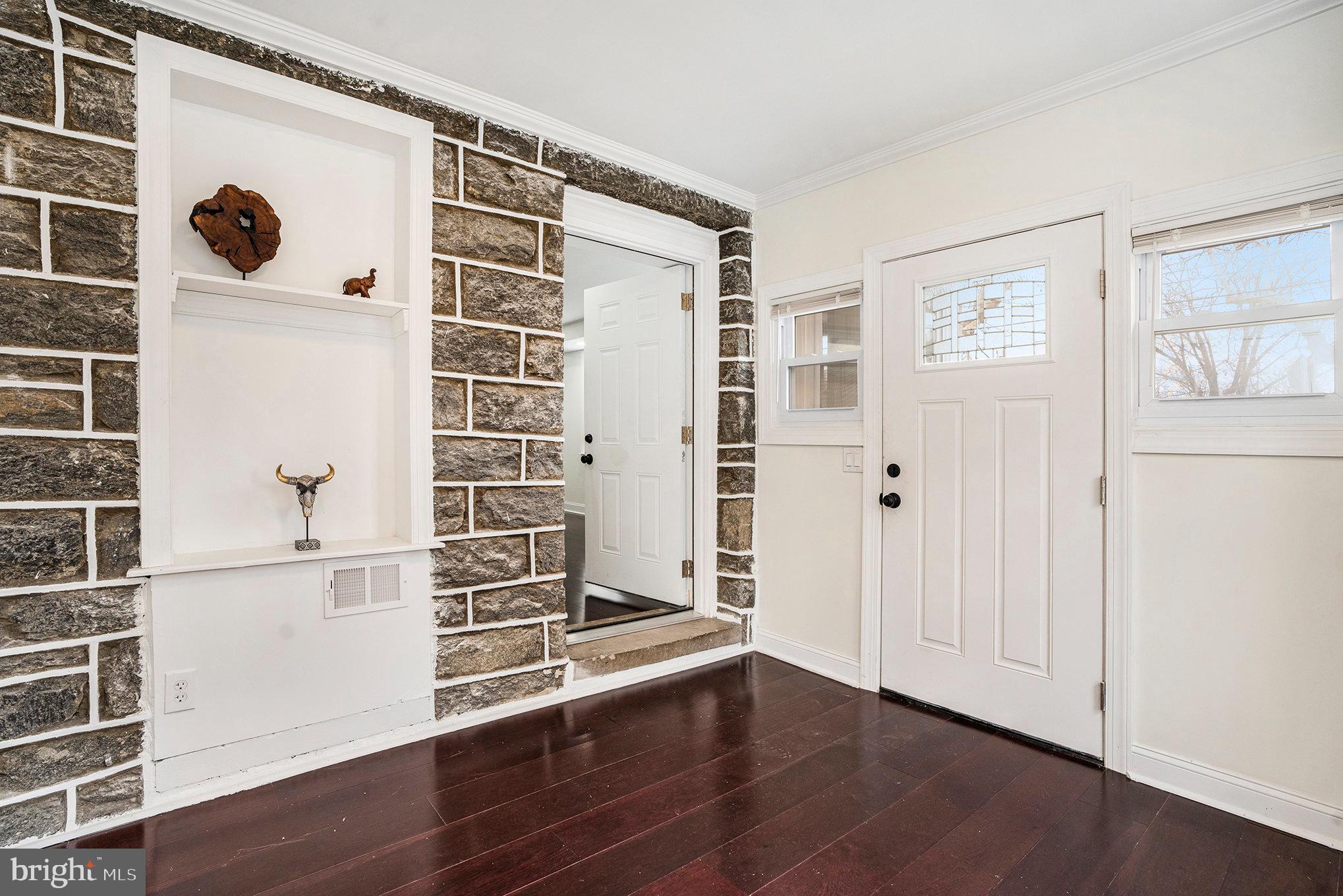 OVERBROOK - Residential