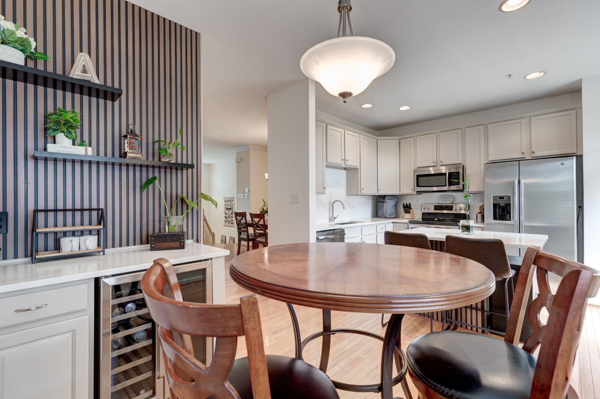 5917 TRUMPET SOUND COURT 3