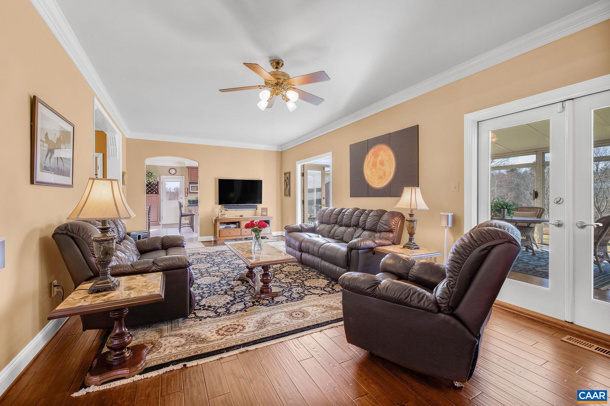 VIRGINIA FARMS - Residential