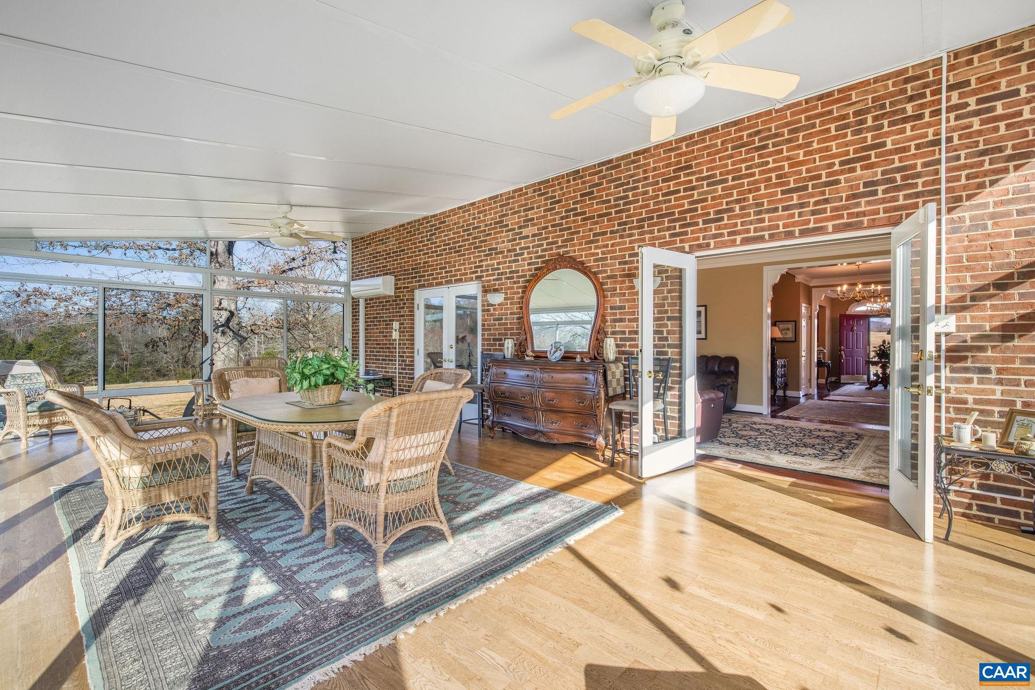 VIRGINIA FARMS - Residential