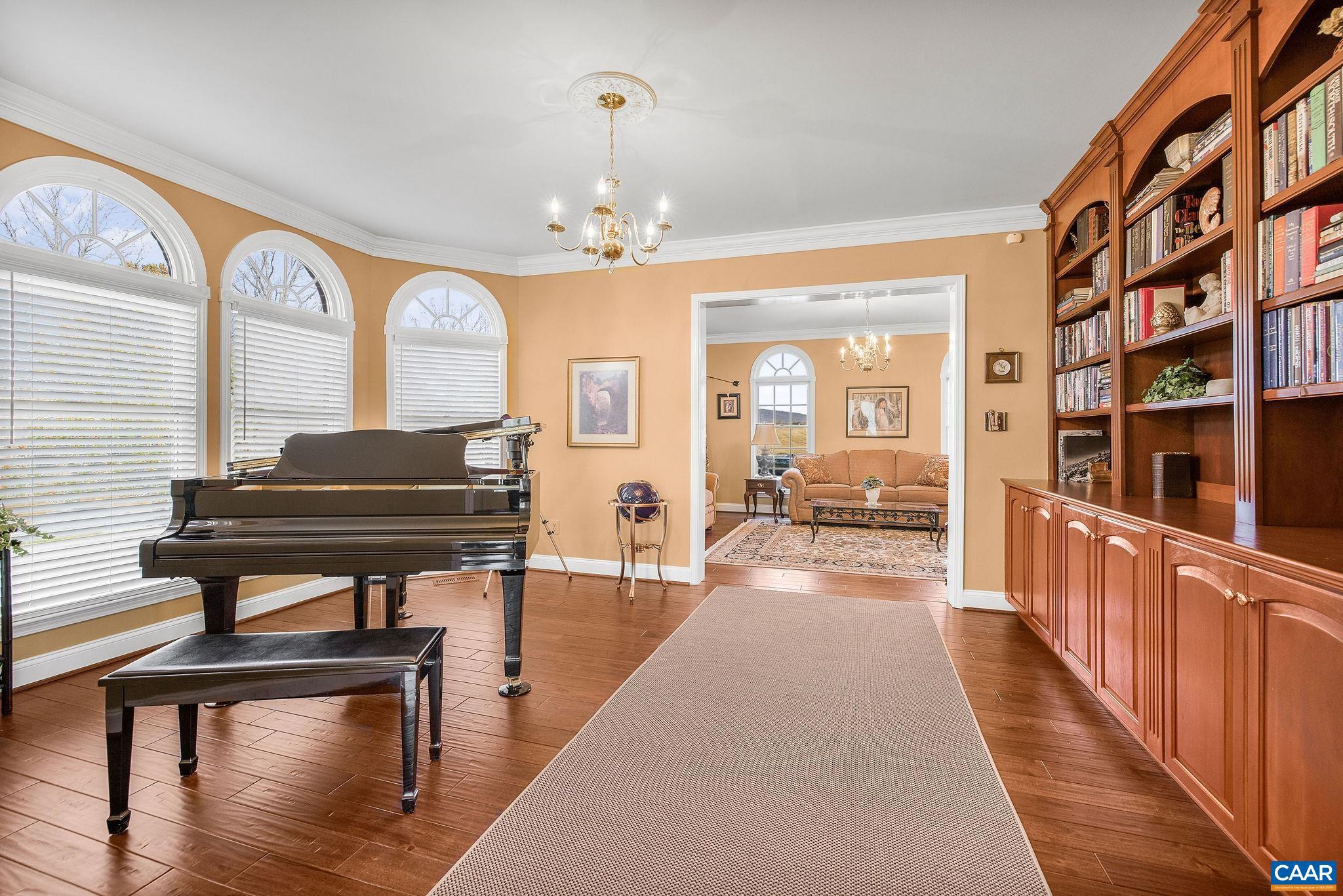 VIRGINIA FARMS - Residential