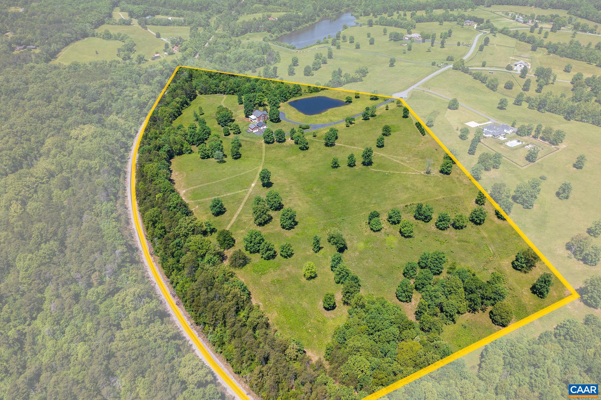 4760 BARN FIELD DR