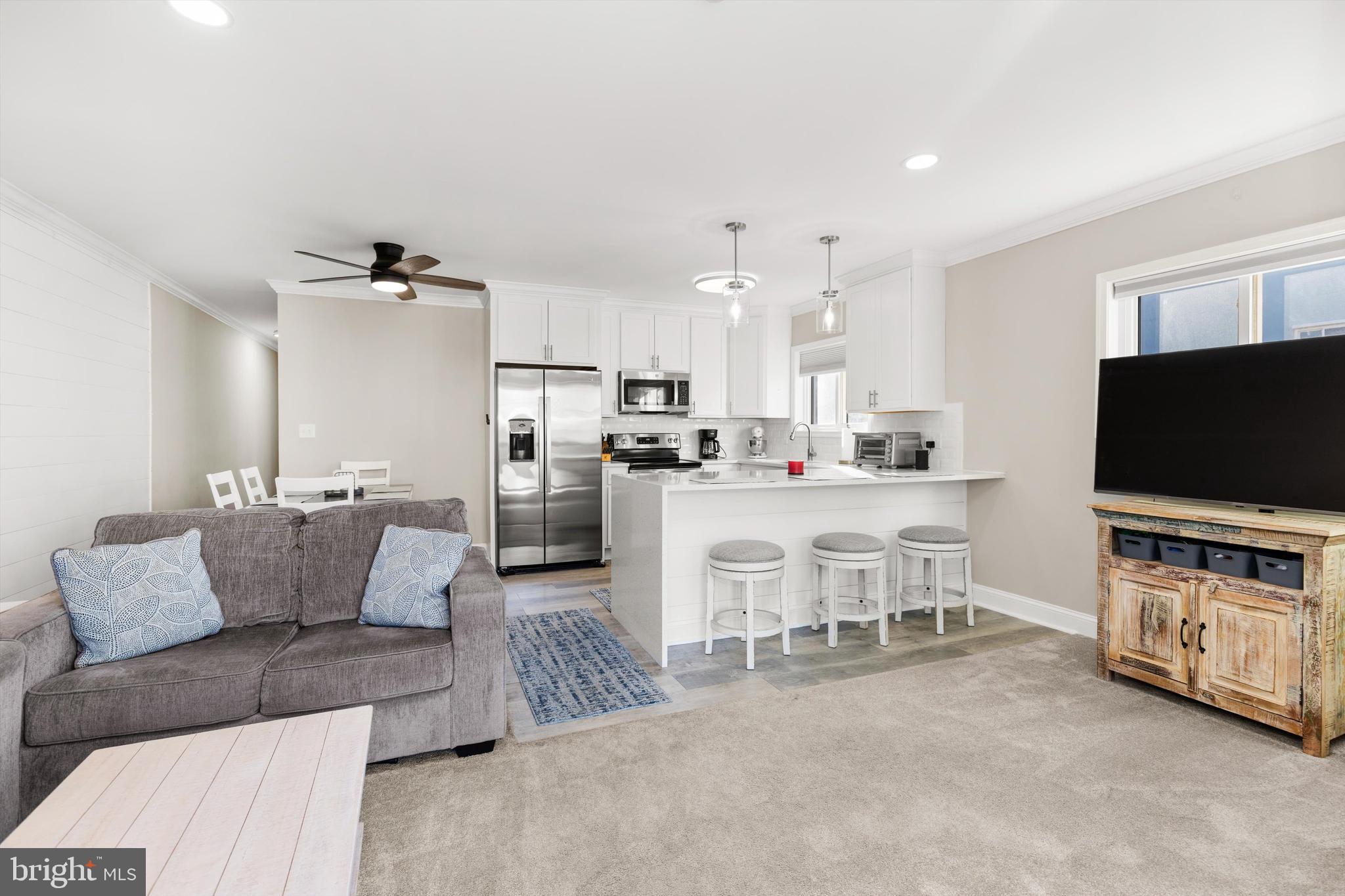 9 64TH STREET 304 SEA RAIDER IV