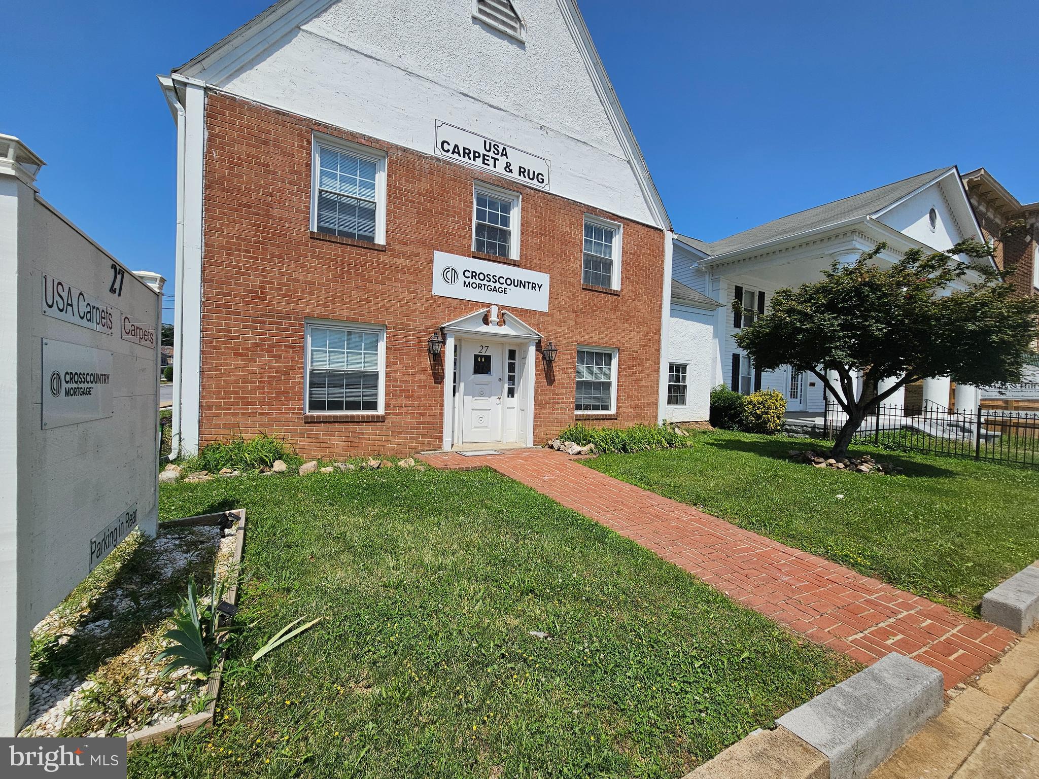 27 S ROYAL AVENUE