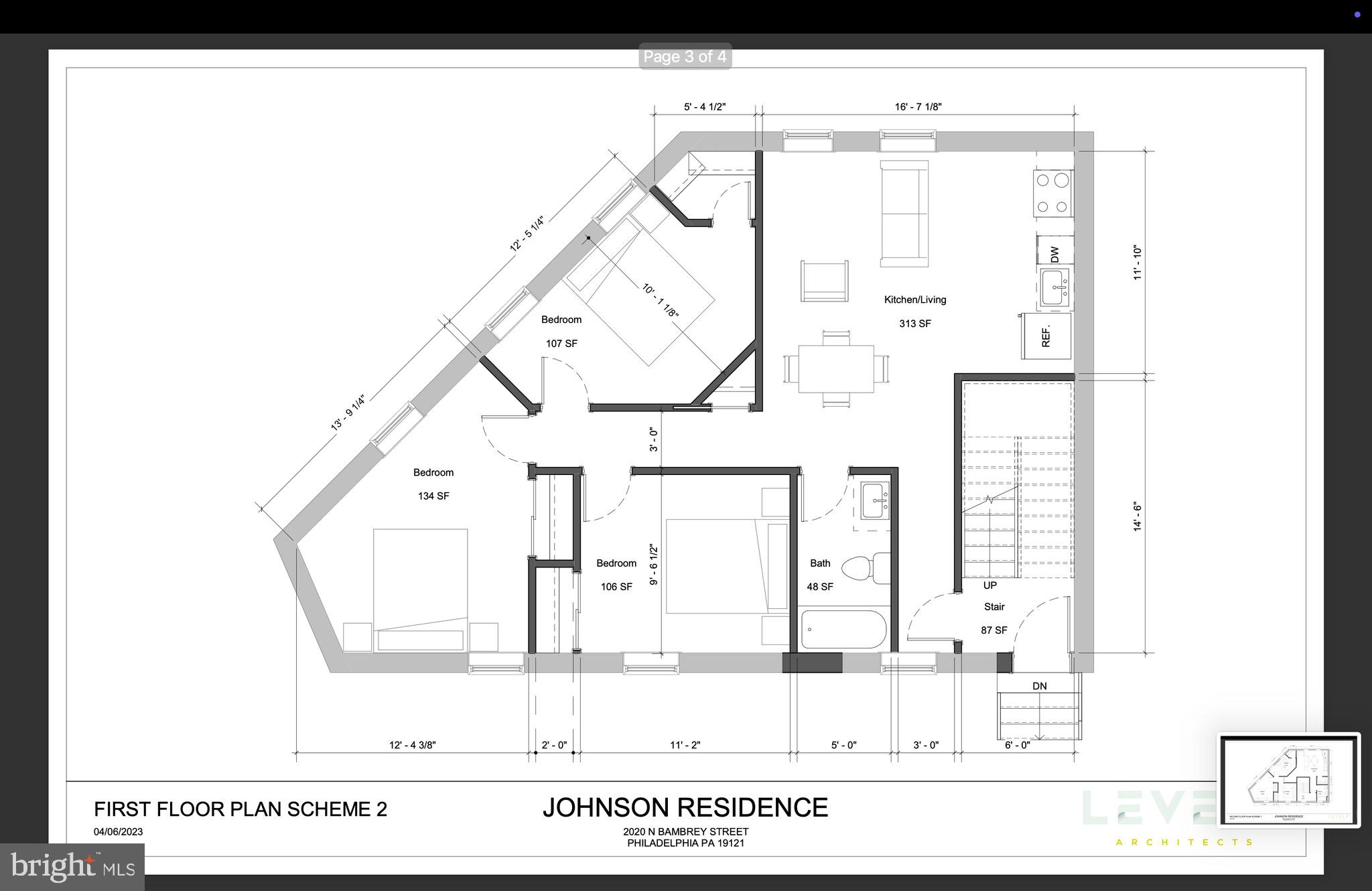 Main image without alt text